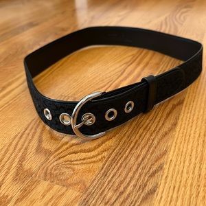 Women’s Vintage Coach belt